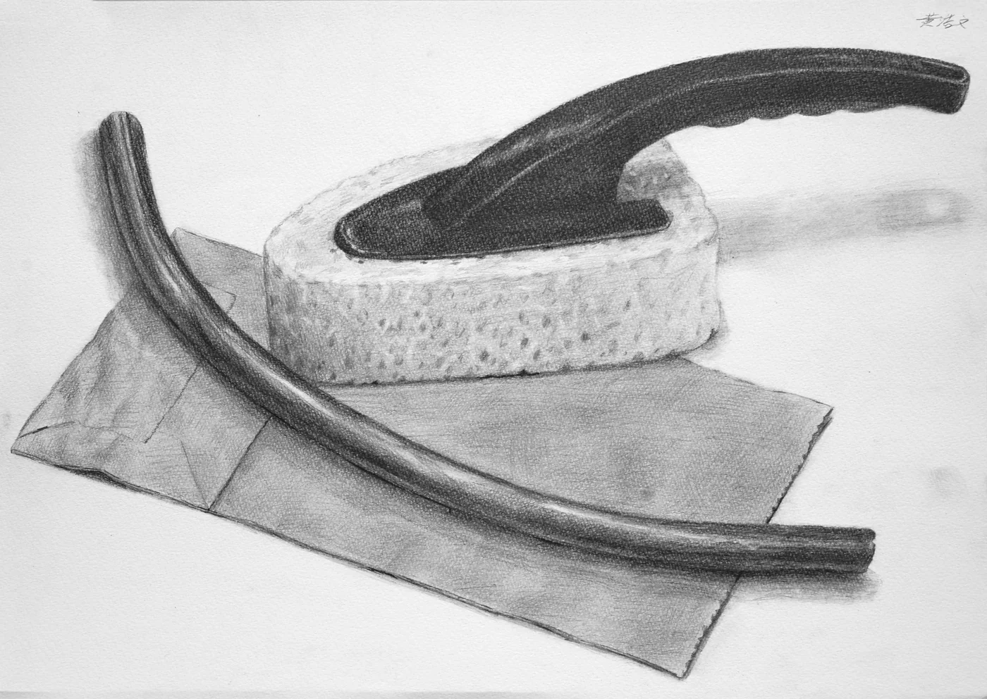 育英美术学生合格作品的桌上素描学生作品 017