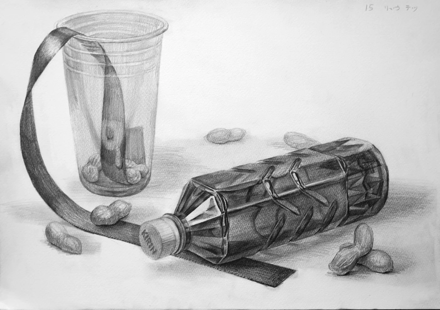 育英美术学生合格作品的桌上素描学生作品 048
