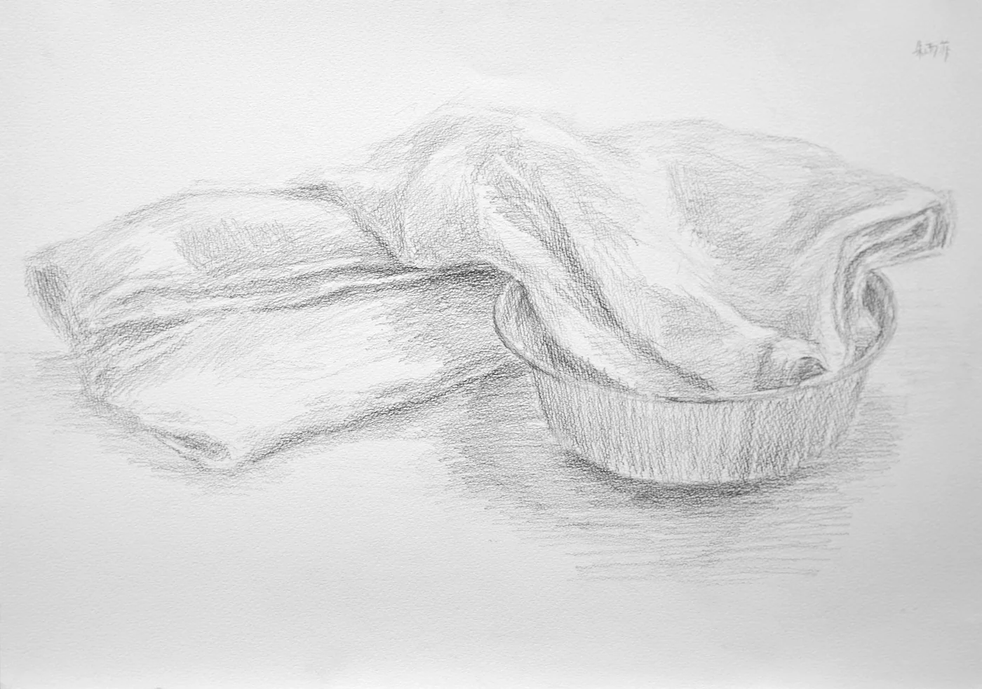 育英美术学生合格作品的桌上素描学生作品 008