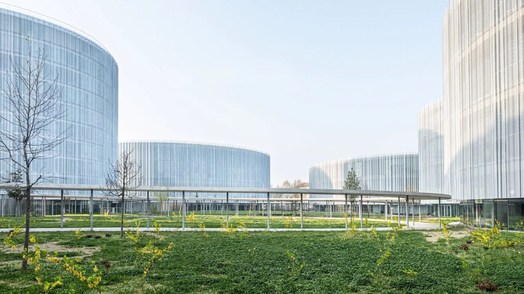 IKUEI information | 妹岛和世：女性建筑师的金字塔