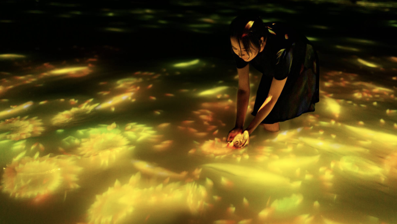 IKUEI information | 猪子寿之:数字娱乐的引路人