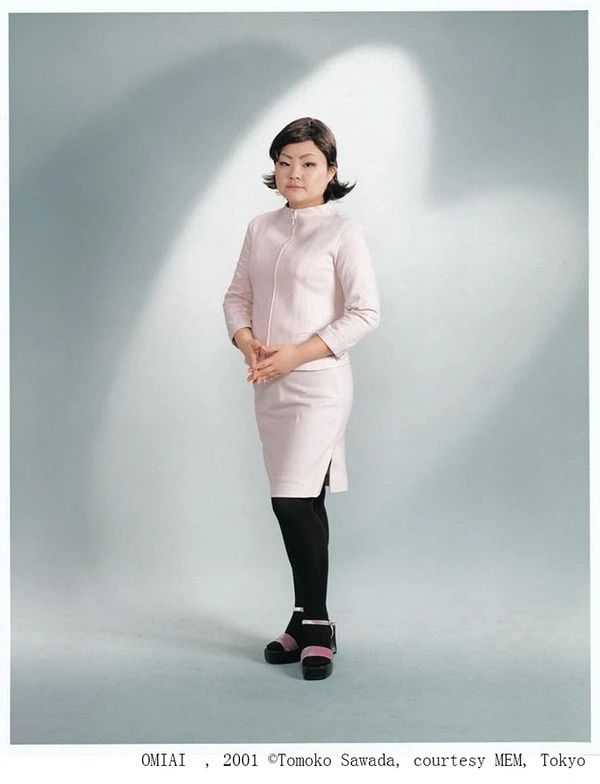 IKUEI information | 泽田知子：不断寻求外在与内在的联系